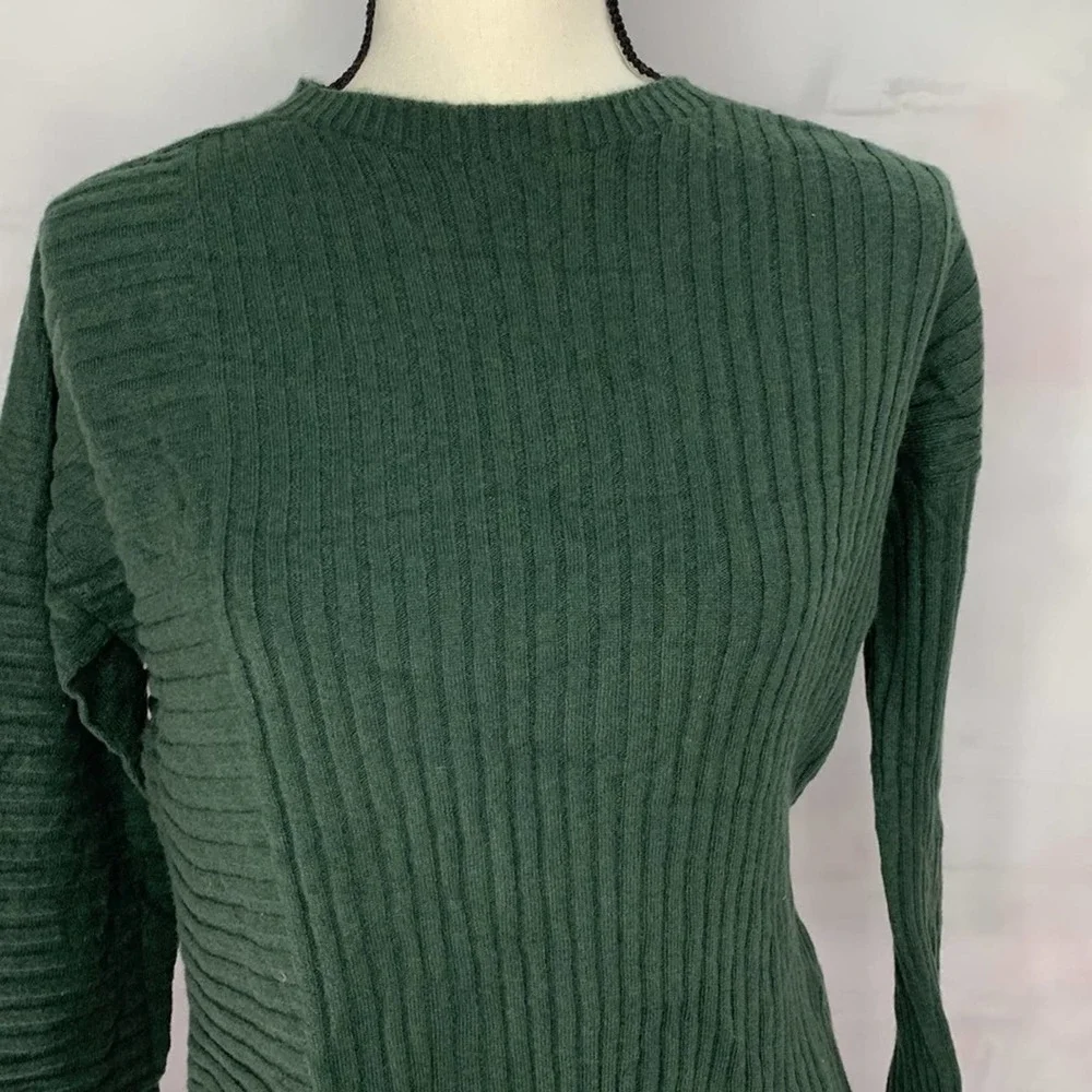 Eileen Fisher Seamless Italian Cashmere Sweater (NWT)‎